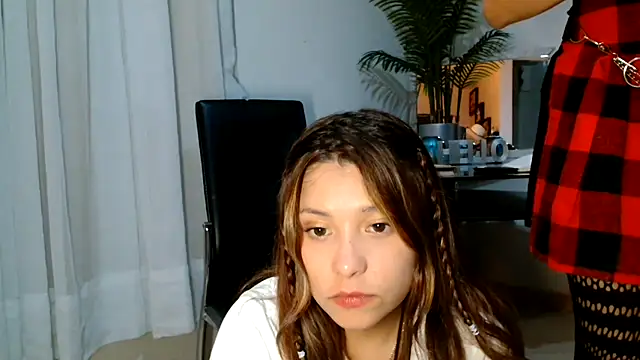 3littleschoolteens online show from June 11, 5:16 am