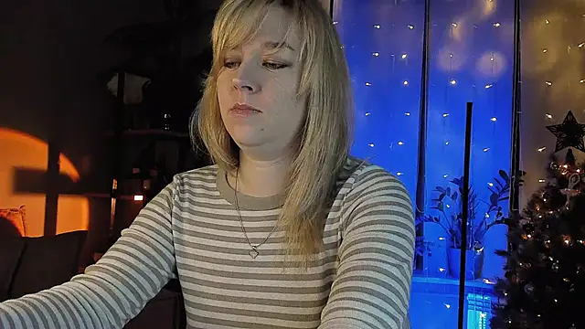 Snapshot of 5_in_one chatting on January 7, 4:39 am 5 in one online show from January 7, 4:39 am