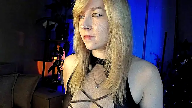 Snapshot of 5_in_one chatting on February 8, 12:49 am 5 in one online show from February 8, 12:49 am