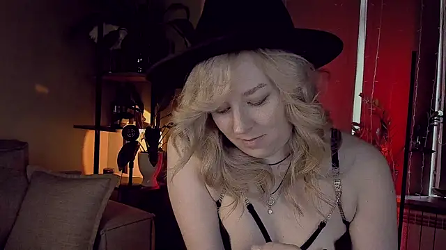 Snapshot of 5_in_one chatting on February 23, 6:28 am 5 in one online show from February 23, 6:28 am