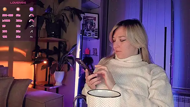 Snapshot of 5_in_one chatting on October 6, 3:37 am 5 in one online show from October 6, 3:37 am