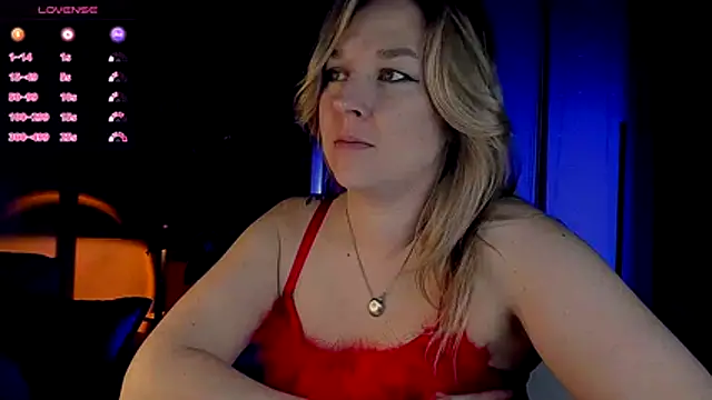 Snapshot of 5_in_one chatting on November 1, 4:25 am 5 in one online show from November 1, 4:25 am