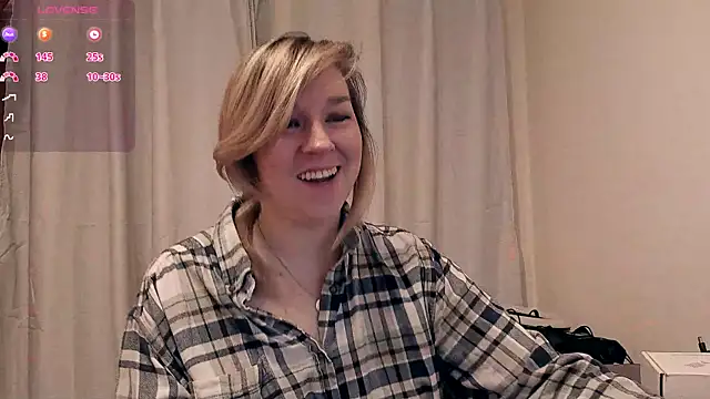 Snapshot of 5_in_one chatting on November 16, 5:02 am 5 in one online show from November 16, 5:02 am