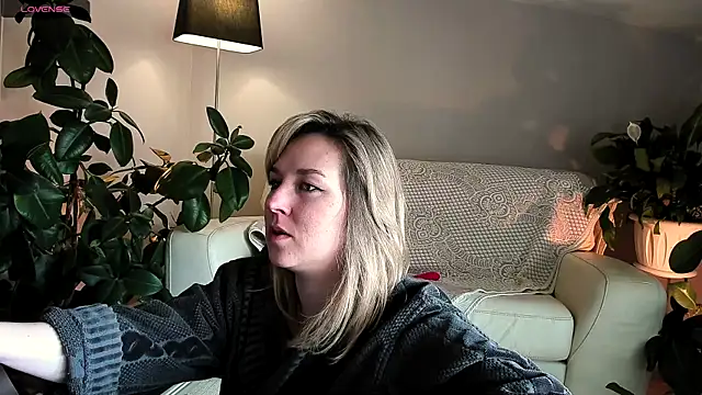 5 in one online show from May 7, 4:51 am
