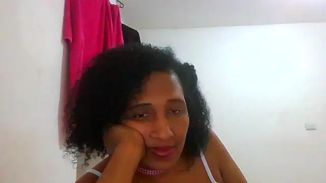 Snapshot of Aishamara chatting on March 3, 9:37 pm Aishamara online show from March 3, 9:37 pm