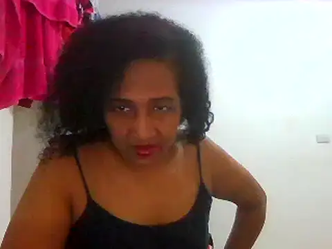 Snapshot of Aishamara chatting on March 20, 1:04 pm Aishamara online show from March 20, 1:04 pm
