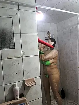 LaInsaciableIntensa online show from February 15, 8:38 pm