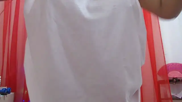 heyline milf online show from March 9, 4:11 pm