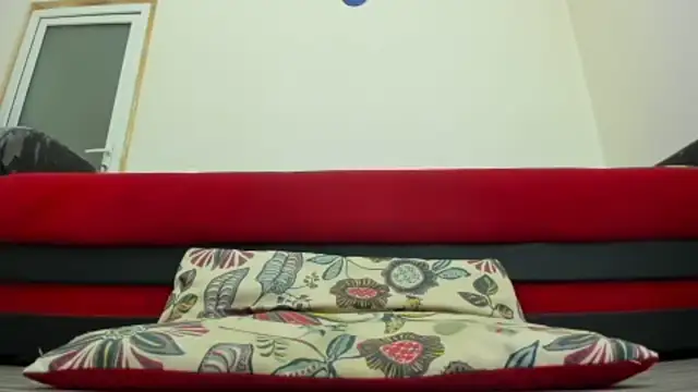 Snapshot of sweetheart_loves chatting on October 23, 11:42 am sweetheart loves online show from October 23, 11:42 am