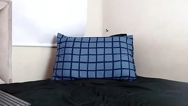 Snapshot of ferb_blacwood chatting on January 28, 10:34 am ferb blacwood online show from January 28, 10:34 am