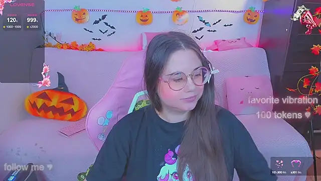 Lolisuccub online show from October 17, 7:38 pm