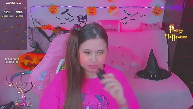 Lolisuccub online show from November 21, 5:00 pm