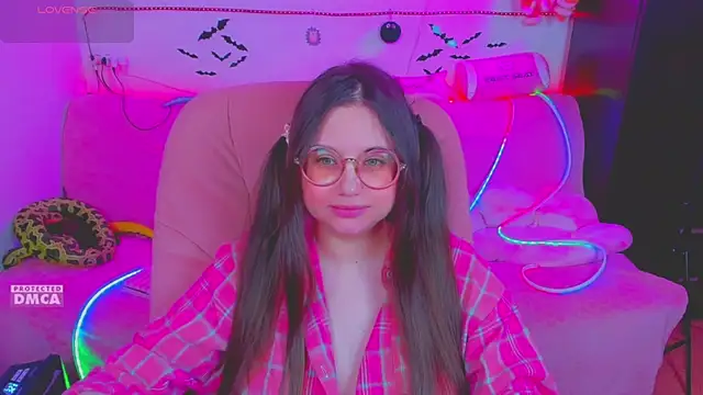 Lolisuccub online show from April 24, 5:04 pm