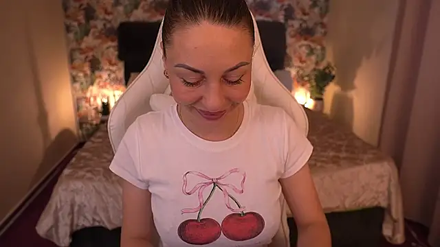 Snapshot of KristiiMax chatting on May 27, 4:26 pm KristiiMax online show from May 27, 4:26 pm