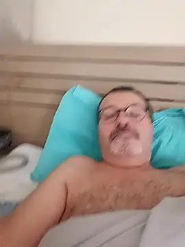 Snapshot of mike9473 chatting on November 8, 9:09 am mike9473 online show from November 8, 9:09 am