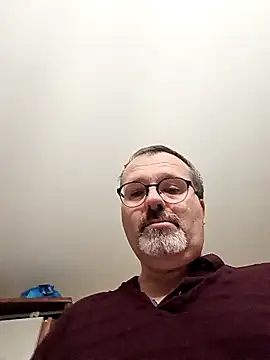 Snapshot of mike9473 chatting on November 18, 6:01 pm mike9473 online show from November 18, 6:01 pm