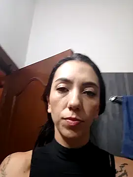 Snapshot of LunaZambrano chatting on February 12, 5:58 pm LunaZambrano online show from February 12, 5:58 pm