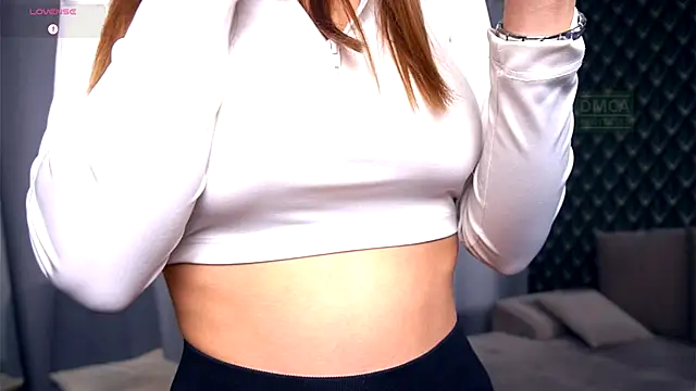 Snapshot of AmmyScotch chatting on December 15, 4:17 am AmmyScotch online show from December 15, 4:17 am