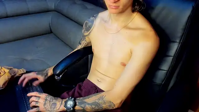 Snapshot of Dmtry6 chatting on January 7, 7:49 pm Dmtry6 online show from January 7, 7:49 pm