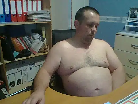 Snapshot of manubm03 chatting on August 6, 2:02 am manubm03 online show from August 6, 2:02 am