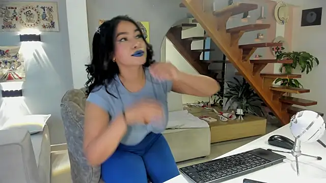 Snapshot of CelesteBreedlove chatting on October 1, 8:04 pm CelesteBreedlove online show from October 1, 8:04 pm