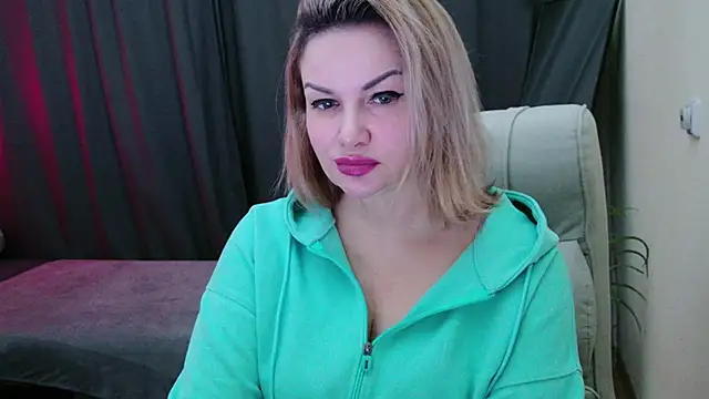 MishaMILF online show from March 1, 7:37 pm