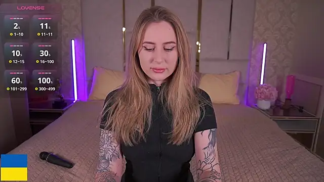 Snapshot of ArolinaNight chatting on March 22, 9:53 pm ArolinaNight online show from March 22, 9:53 pm