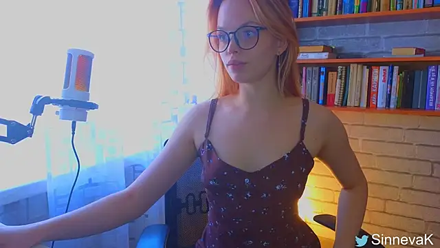 sinteas online show from February 18, 9:32 am