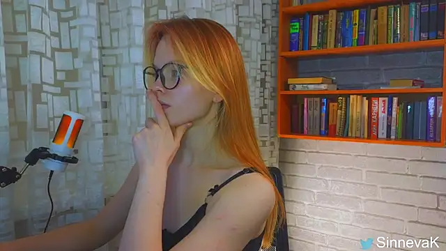 sinteas online show from February 19, 6:43 pm