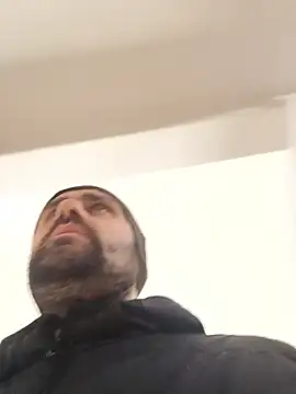 Snapshot of Govora chatting on February 19, 10:01 am Govora online show from February 19, 10:01 am