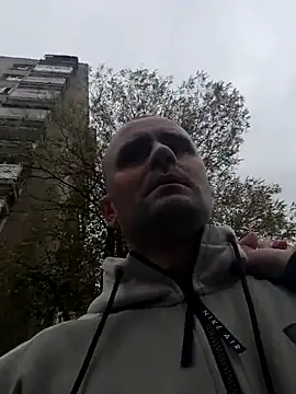 Snapshot of Govora chatting on November 6, 11:55 am Govora online show from November 6, 11:55 am