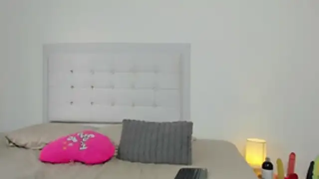 Snapshot of Sofia_Blosom chatting on October 29, 10:44 pm Sofia Blosom online show from October 29, 10:44 pm