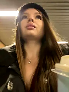 KrisMagnoly online show from December 21, 2:46 pm