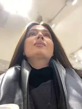 KrisMagnoly online show from March 8, 4:11 pm