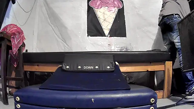 cum4calvin online show from June 11, 7:06 am