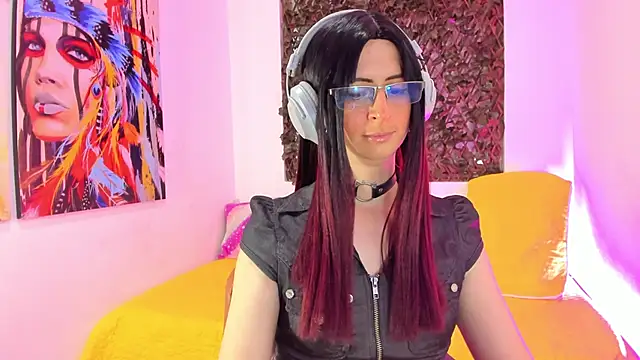 KimberlyJohnsoon online show from February 8, 11:02 pm