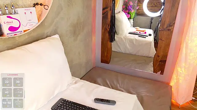 Snapshot of dojacandice chatting on June 10, 10:30 pm dojacandice online show from June 10, 10:30 pm