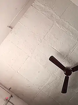 Snapshot of Shreya-Shetty09 chatting on February 22, 3:23 am Shreya-Shetty09 online show from February 22, 3:23 am