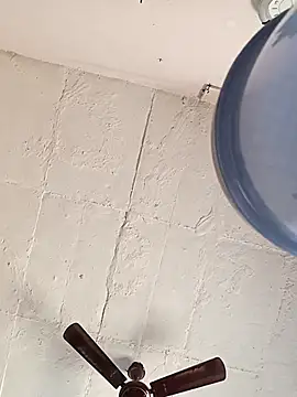 Snapshot of Shreya-Shetty09 chatting on March 5, 3:18 am Shreya-Shetty09 online show from March 5, 3:18 am