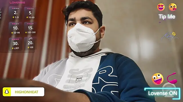 Snapshot of A4h_odin1 chatting on December 14, 8:52 am A4h odin1 online show from December 14, 8:52 am