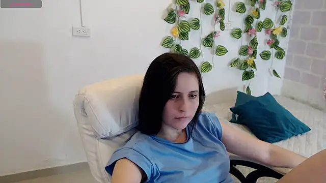 tania sweet   online show from October 11, 7:45 pm