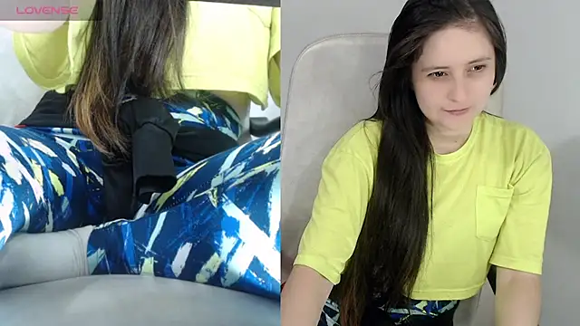 Snapshot of tania_sweet__ chatting on July 29, 7:01 pm tania sweet online show from July 29, 7:01 pm