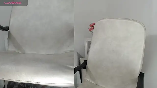 Snapshot of tania_sweet__ chatting on August 4, 5:15 pm tania sweet online show from August 4, 5:15 pm