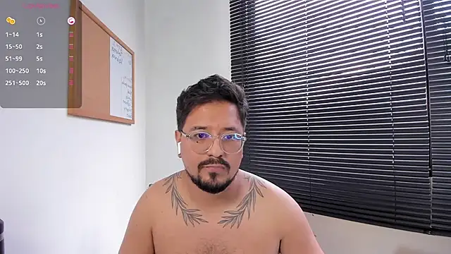 DaviidEvans  online show from December 22, 6:15 pm