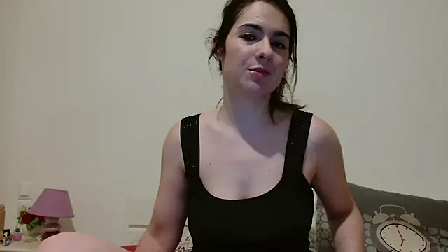 desirmiss1 online show from June 28, 7:14 am