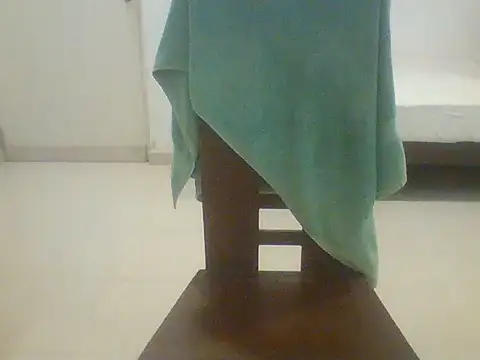 Snapshot of Alexwhitex chatting on February 23, 6:22 am Alexwhitex online show from February 23, 6:22 am
