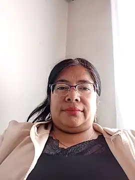 Snapshot of __valentina18 chatting on December 11, 7:57 pm   valentina18 online show from December 11, 7:57 pm