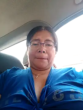 Snapshot of __valentina18 chatting on January 10, 4:20 pm   valentina18 online show from January 10, 4:20 pm