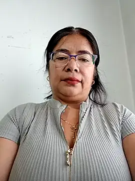 Snapshot of __valentina18 chatting on January 15, 1:09 pm   valentina18 online show from January 15, 1:09 pm