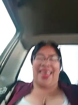 Snapshot of __valentina18 chatting on March 6, 1:03 pm   valentina18 online show from March 6, 1:03 pm